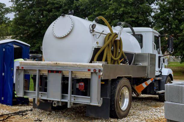 Porta potty delivery and setup in Unionville, MO